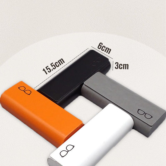 Minimalistické pouzdro na brýle z tvrdé kůže
