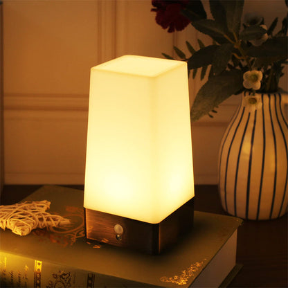 Bezdrátová stolní lampa s LED a pohybovým senzorem