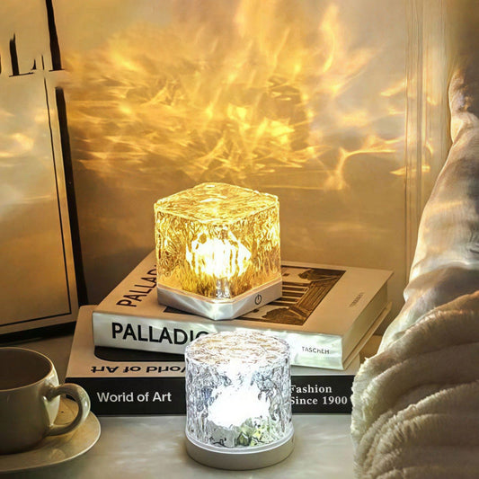Dynamická lampa s vodními vlnami