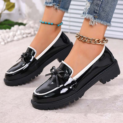 ✨👠 Zářivý vzhled, lehký krok – dámské ležérní lakované mokasíny s mašlí 🌸 Pohodlný design s otevřenou špičkou a polstrovanou stélkou 🦶 Standardní velikosti ✅ Platba při doručení, skladem 🚚