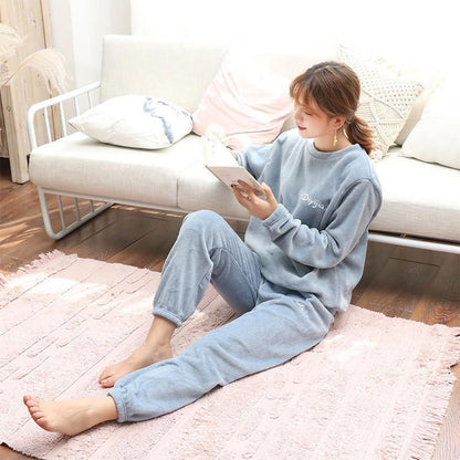 Ensemble de pyjama ample et douillet en peluche corail pour femmes