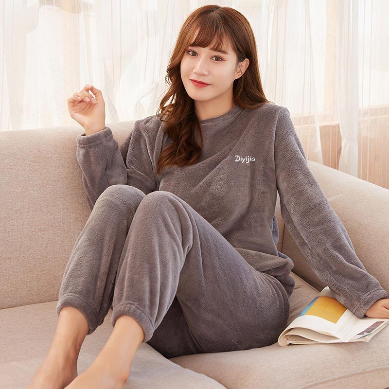 Ensemble de pyjama ample et douillet en peluche corail pour femmes