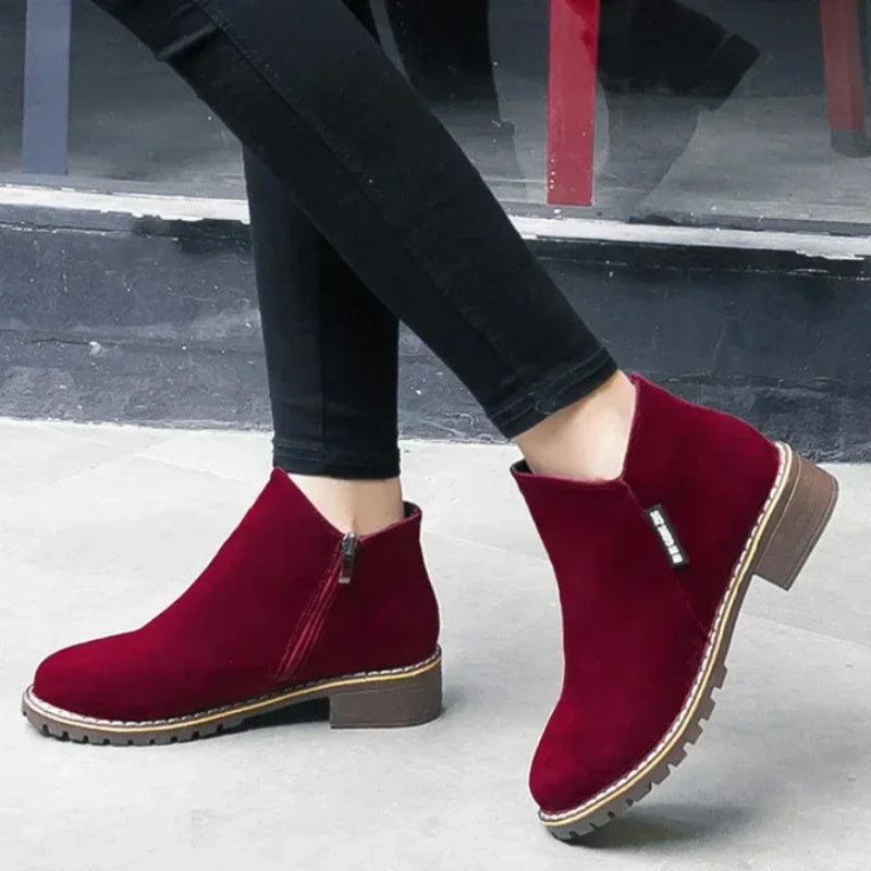 👢 Bottines à talon bas et fermeture éclair latérale pour femme